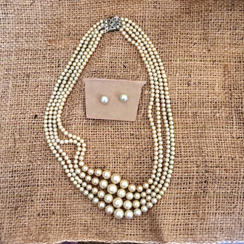 Layered beaded necklace